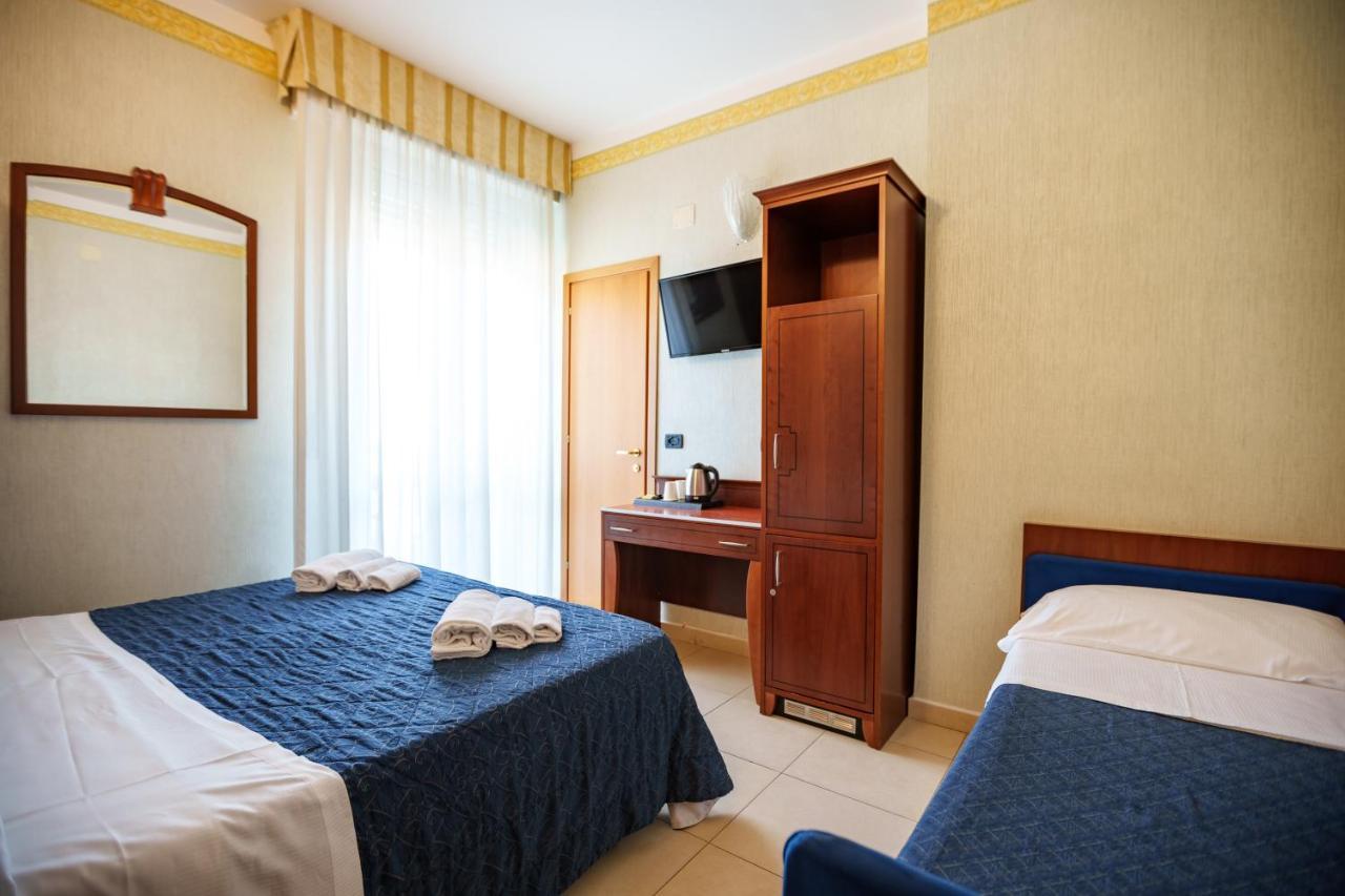 Hotel Rex רימיני מראה חיצוני תמונה