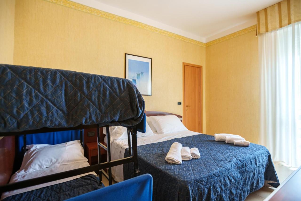 Hotel Rex רימיני מראה חיצוני תמונה