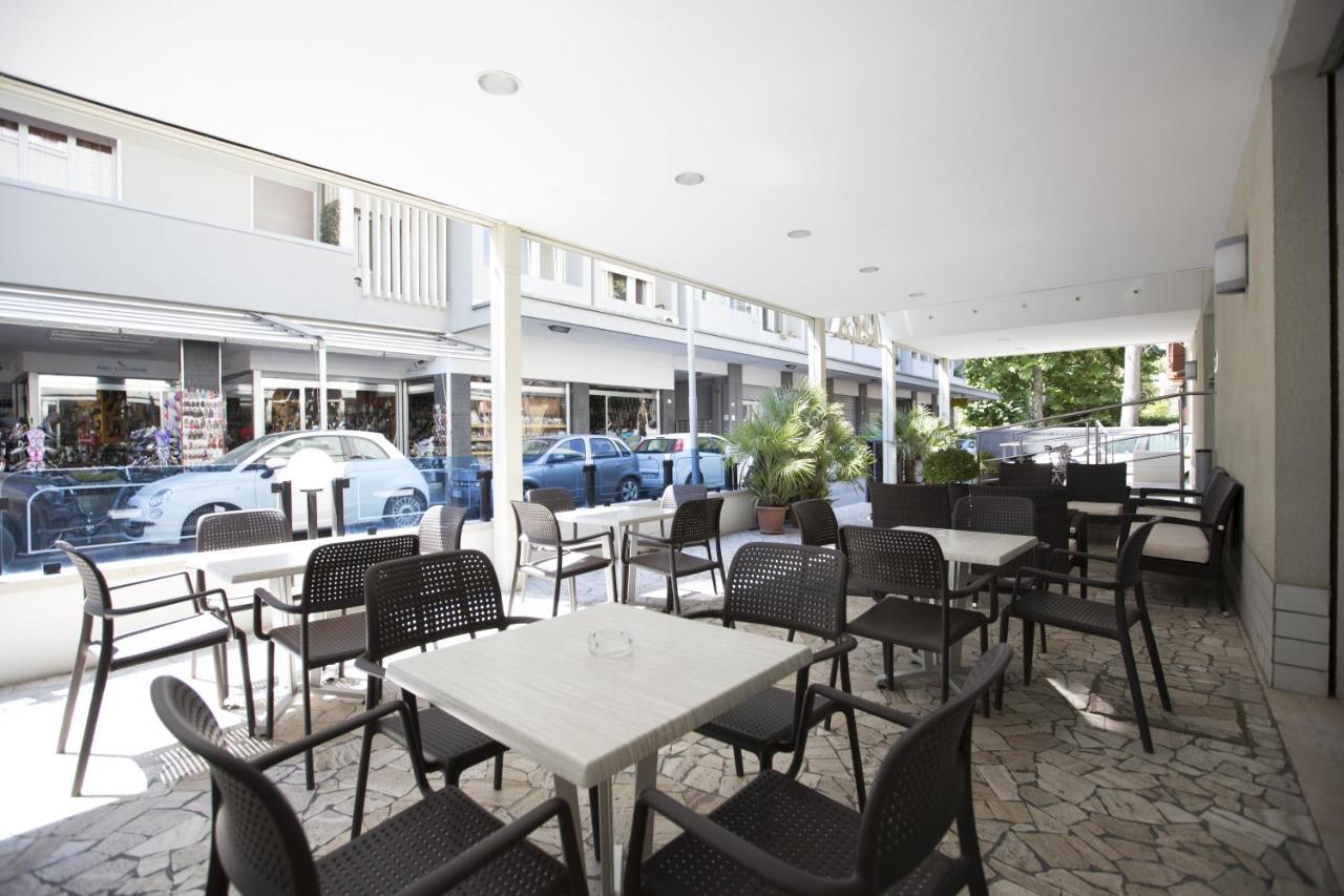 Hotel Rex רימיני מראה חיצוני תמונה