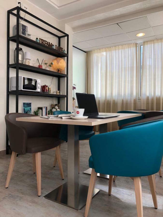 Hotel Rex רימיני מראה חיצוני תמונה